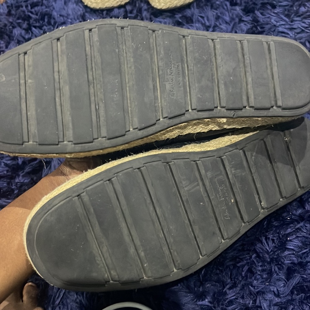 Great condition ferragamo espadrilles 9M - Picture 2 of 5